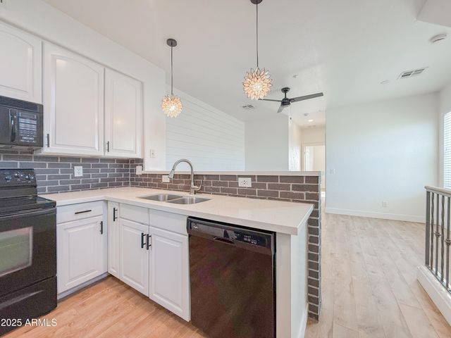 164 W COMMERCE Court, Gilbert, AZ 85233