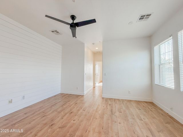 164 W COMMERCE Court, Gilbert, AZ 85233