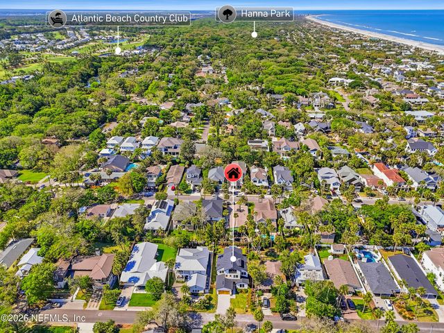 371 9TH Street, Atlantic Beach, FL 32233