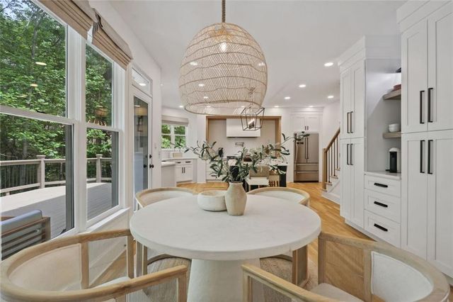 110 Valley Summit Court, Roswell, GA 30075