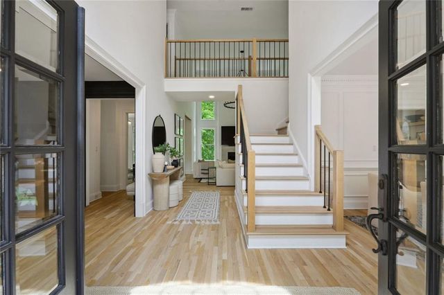 110 Valley Summit Court, Roswell, GA 30075