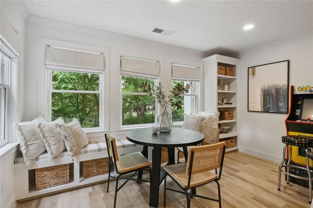 110 Valley Summit Court, Roswell, GA 30075