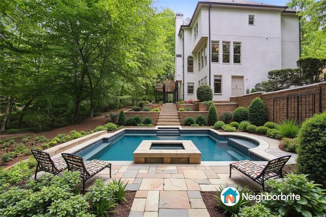110 Valley Summit Court, Roswell, GA 30075
