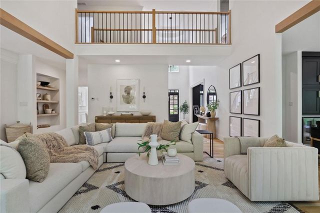 110 Valley Summit Court, Roswell, GA 30075