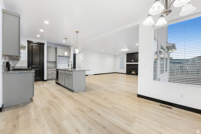 2867 S GREENHEAD DR, Saratoga Springs, UT 84045