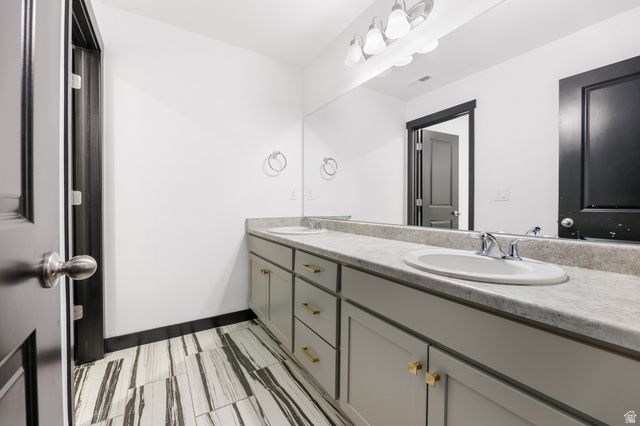 2867 S GREENHEAD DR, Saratoga Springs, UT 84045