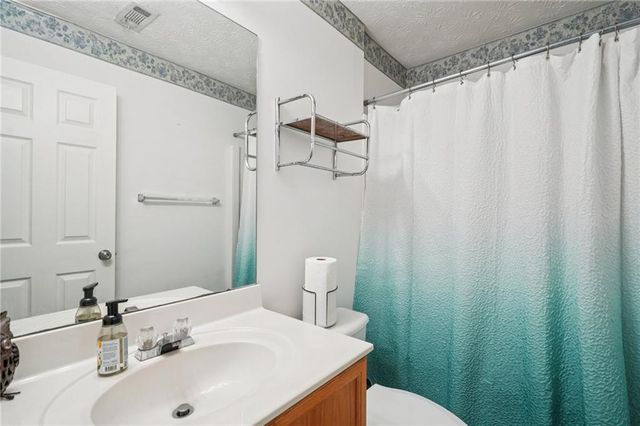 1373 Richland Creek Trail, Sugar Hill, GA 30518