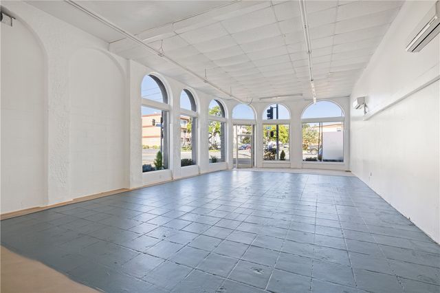 4356 W 3rd, Los Angeles, CA 90020