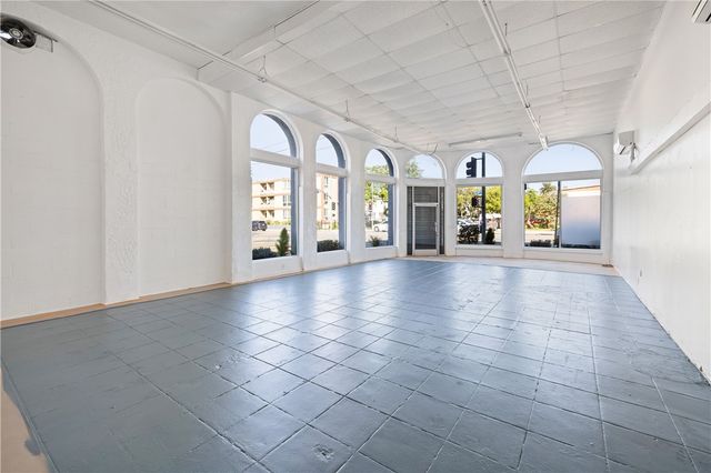 4356 W 3rd, Los Angeles, CA 90020