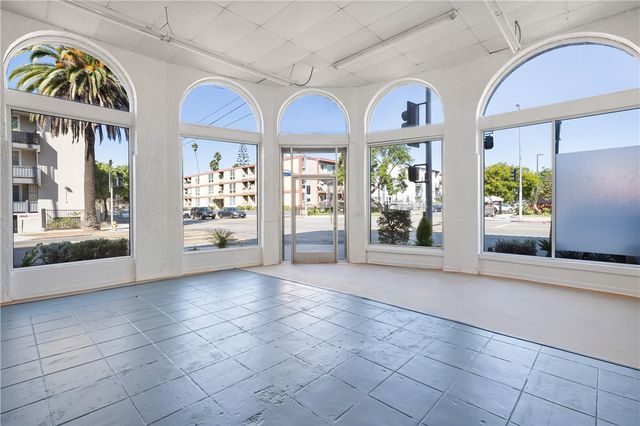 4356 W 3rd, Los Angeles, CA 90020