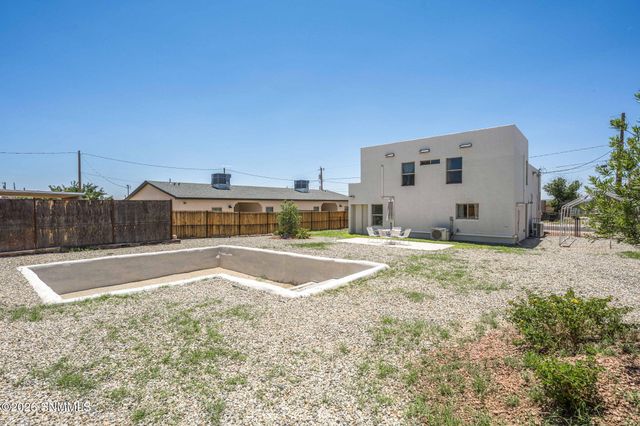 1118 N Campo Street, Las Cruces, NM 88001