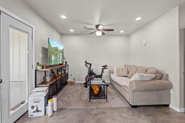 10885 Fm 1130, Orange, TX 77632