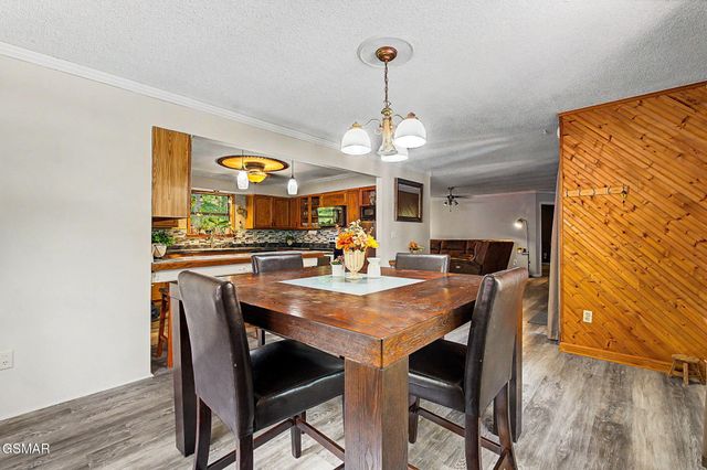 2136 Daisy Trail, Pigeon Forge, TN 37863