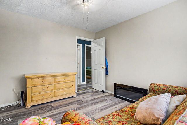 2136 Daisy Trail, Pigeon Forge, TN 37863