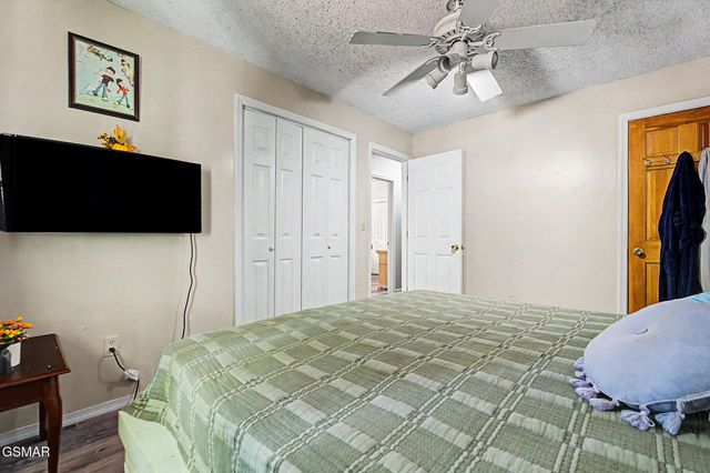 2136 Daisy Trail, Pigeon Forge, TN 37863