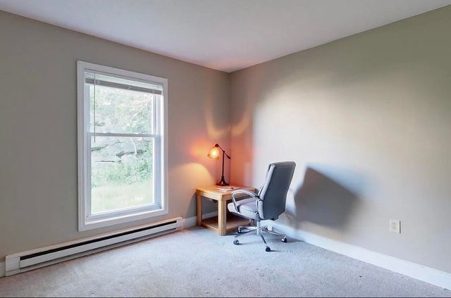 106 Eastern Ave Apt 102, Manchester, NH 03104