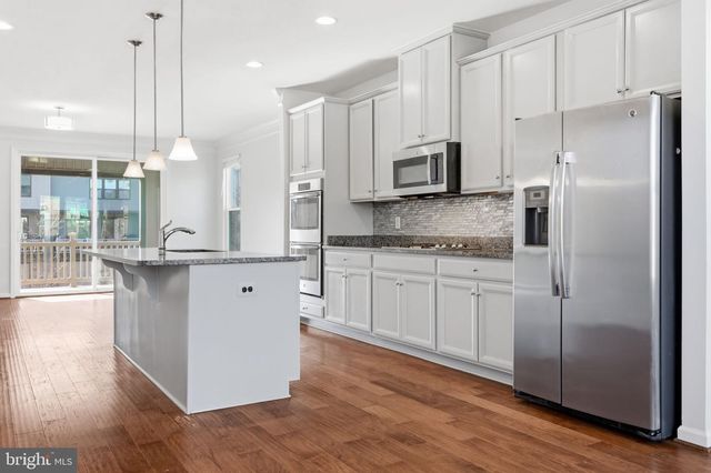 43377 SOUTHLAND ST, Ashburn, VA 20148