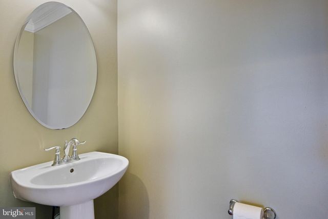 43377 SOUTHLAND ST, Ashburn, VA 20148