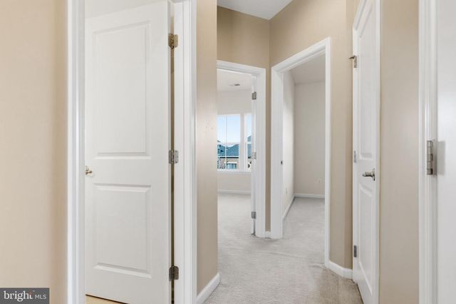 43377 SOUTHLAND ST, Ashburn, VA 20148