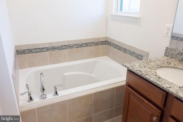 43377 SOUTHLAND ST, Ashburn, VA 20148