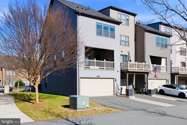 43377 SOUTHLAND ST, Ashburn, VA 20148