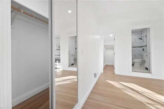 8438 Gloria Ave, North Hills, CA 91343