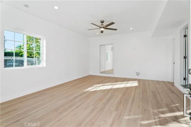 8438 Gloria Ave, North Hills, CA 91343