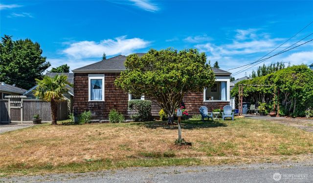 1726 Clay Street, Port Townsend, WA 98368