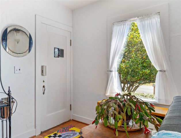 1726 Clay Street, Port Townsend, WA 98368