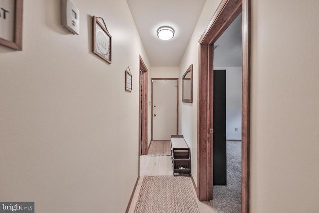 1040 W STAGECOACH RD, Lehighton, PA 18235