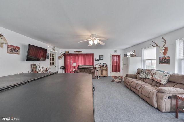 1040 W STAGECOACH RD, Lehighton, PA 18235