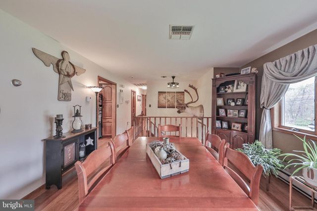 1040 W STAGECOACH RD, Lehighton, PA 18235