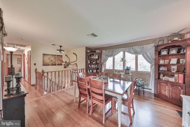 1040 W STAGECOACH RD, Lehighton, PA 18235