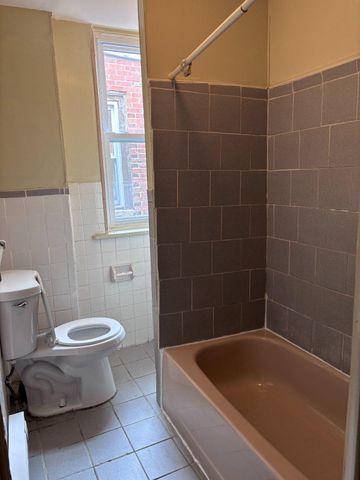 5618 WALTON AVE, Philadelphia, PA 19143