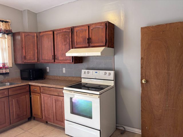 5618 WALTON AVE, Philadelphia, PA 19143