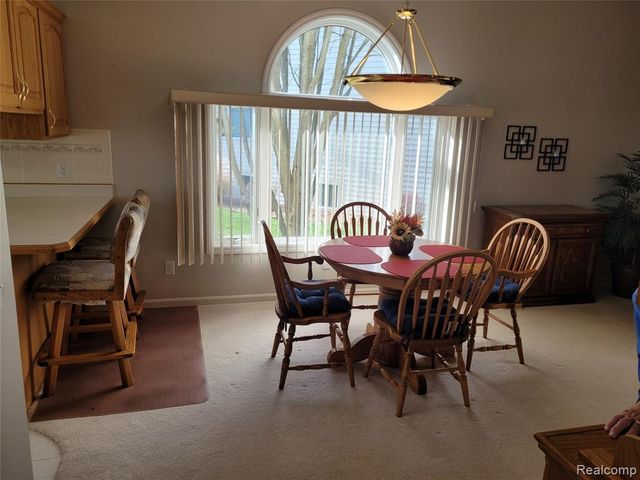 6095 Steeplechase Drive, Grand Blanc, MI 48439