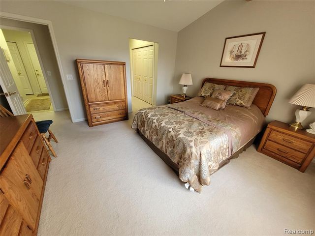 6095 Steeplechase Drive, Grand Blanc, MI 48439