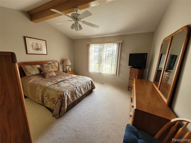 6095 Steeplechase Drive, Grand Blanc, MI 48439