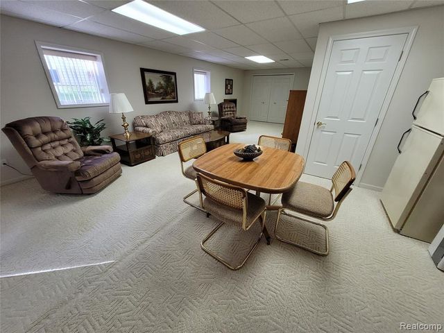 6095 Steeplechase Drive, Grand Blanc, MI 48439