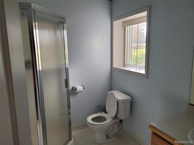 6095 Steeplechase Drive, Grand Blanc, MI 48439