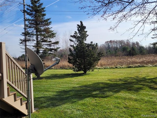 6095 Steeplechase Drive, Grand Blanc, MI 48439