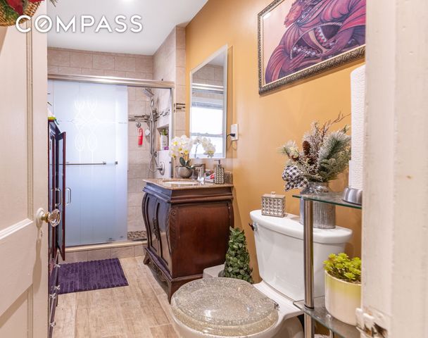 961 E 32nd Street, New York City, NY 11210