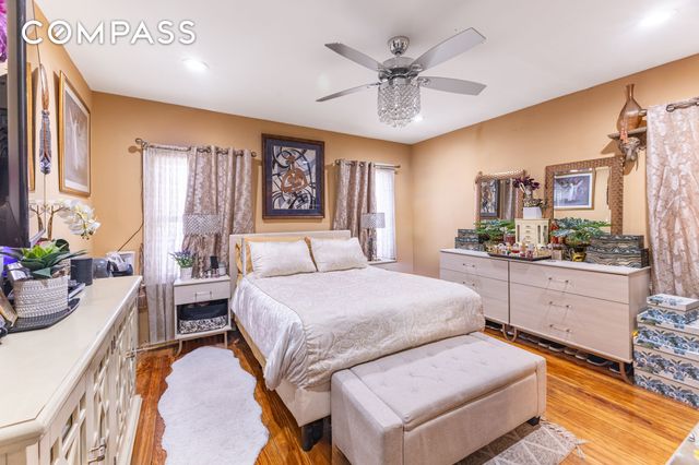 961 E 32nd Street, New York City, NY 11210