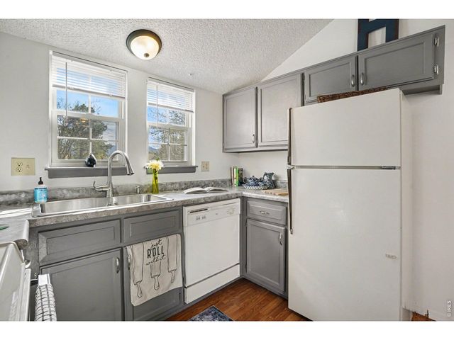 6745 Mountain Top Ln, Colorado Springs, CO 80919