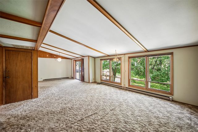 851 East Street, Bussey, IA 50044