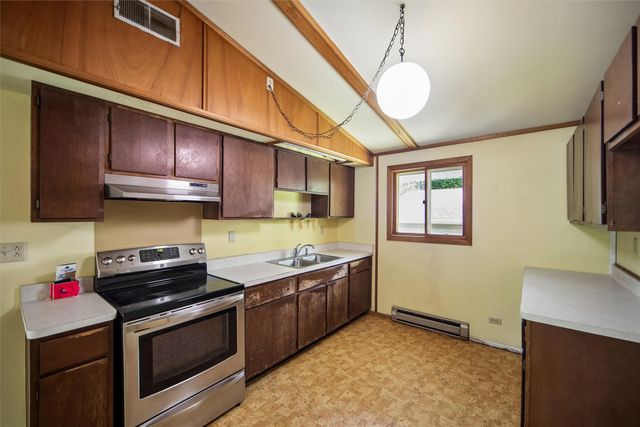 851 East Street, Bussey, IA 50044