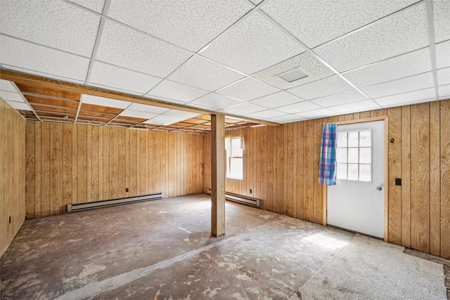 851 East Street, Bussey, IA 50044