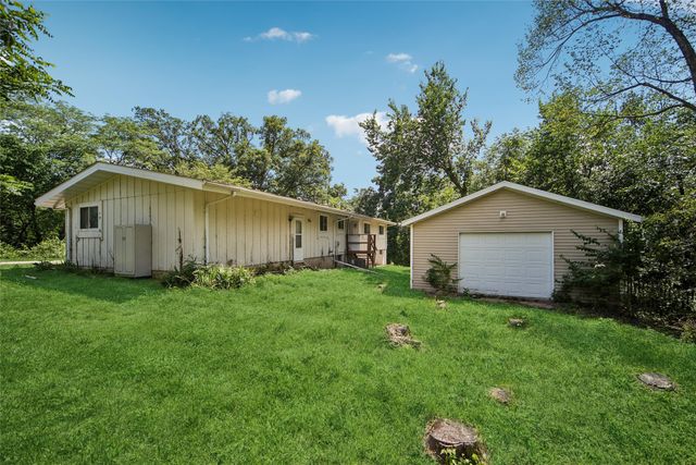 851 East Street, Bussey, IA 50044