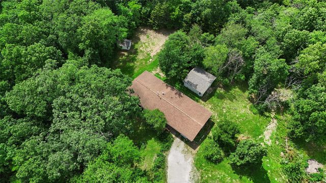 851 East Street, Bussey, IA 50044