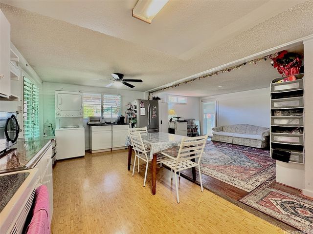 87-159 Kulaaupuni Street B, Waianae, HI 96792